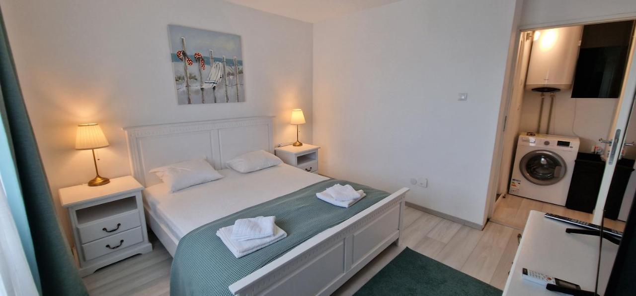Musura Bay Apartments 술리나 외부 사진